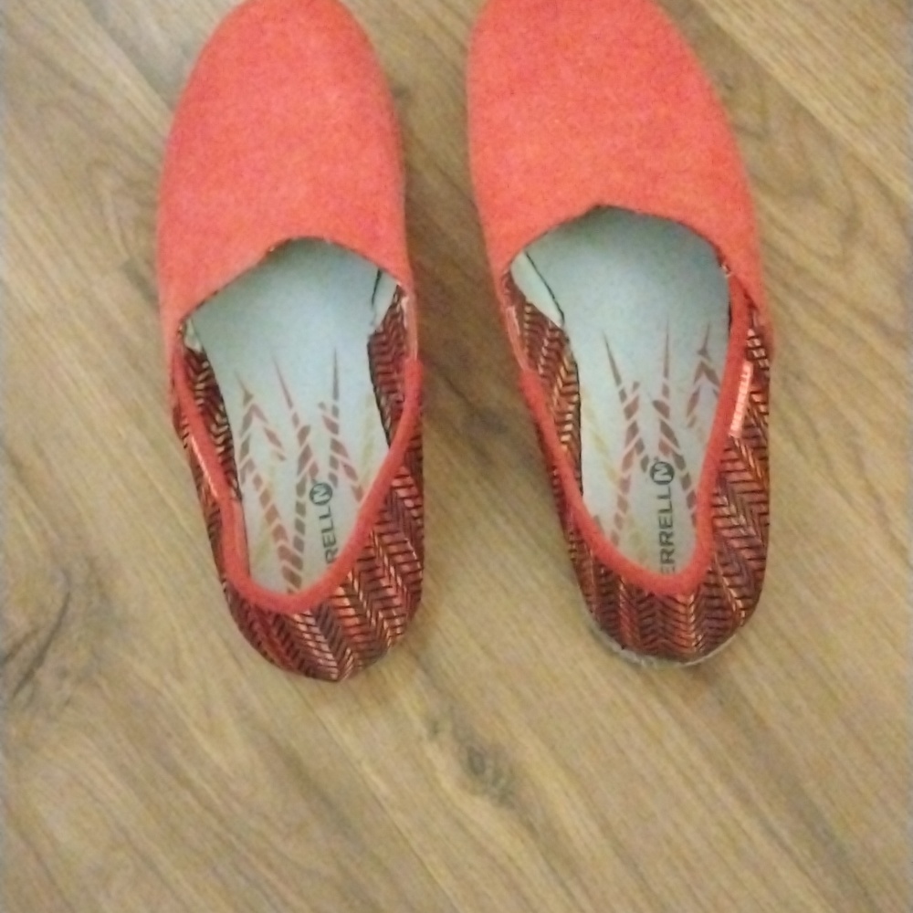 Merrell Performance Footwear; Color: Red; Size: 10.5 - Picture 6 of 8